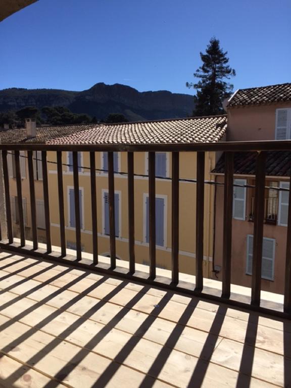 Le Duplex Lägenhet Cassis Exteriör bild